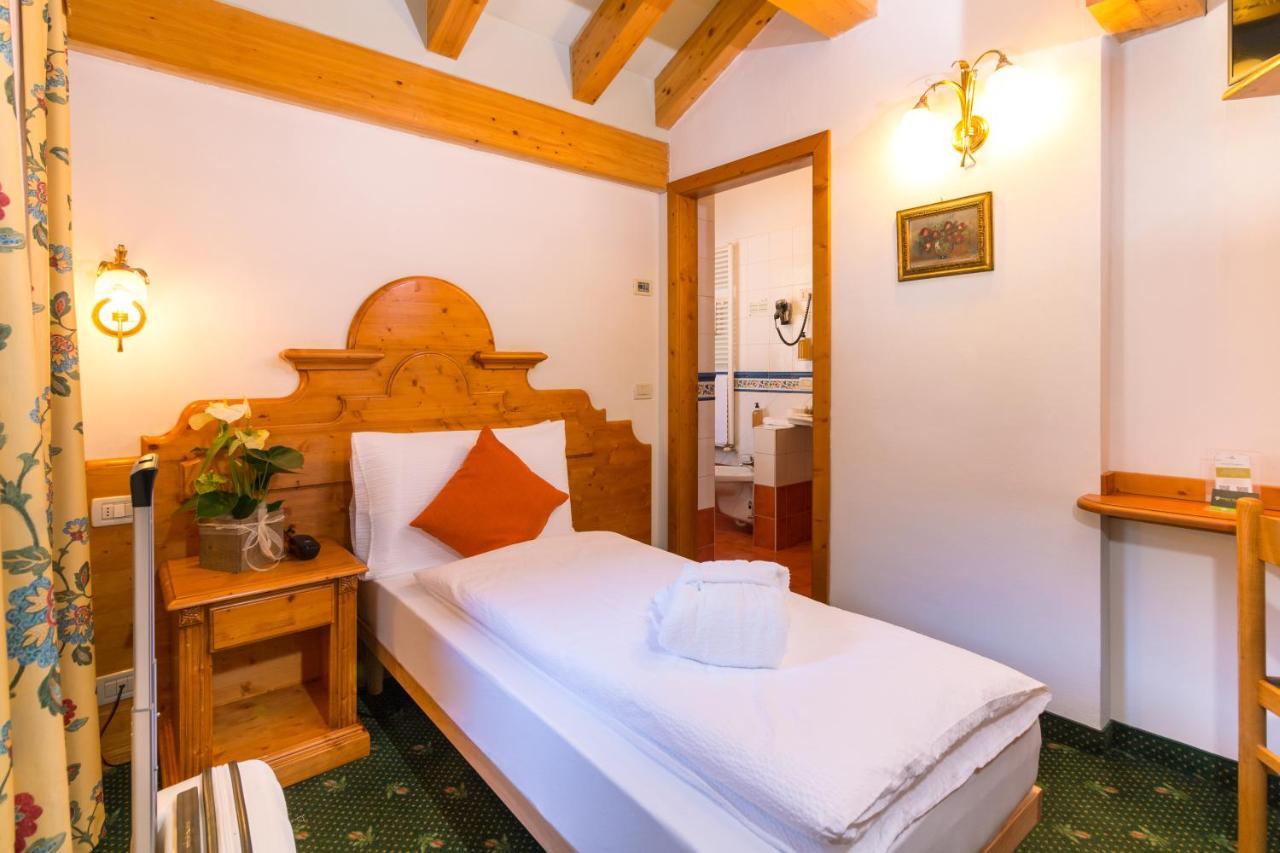 Hotel Bonapace ***S Madonna Dış mekan fotoğraf